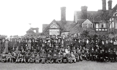 Staff of the Heseltine Estate 1910